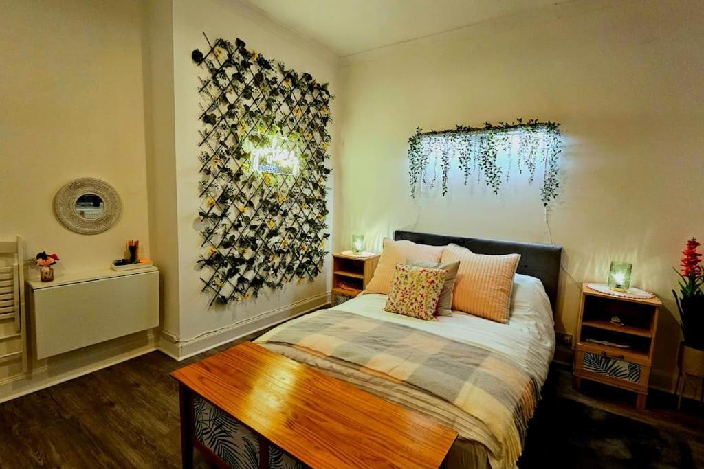 The Ferns - Shared Garden Apartment With Parking Darvel ภายนอก รูปภาพ