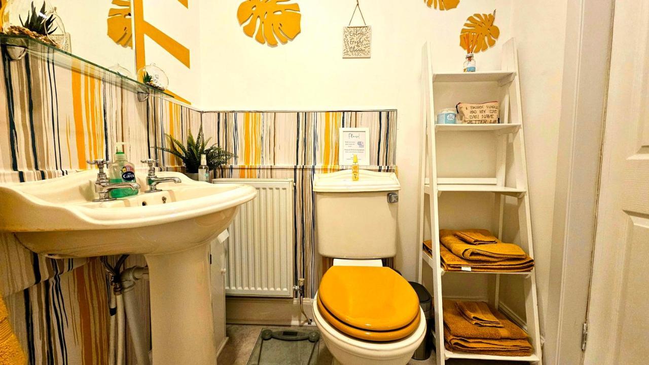 The Ferns - Shared Garden Apartment With Parking Darvel ภายนอก รูปภาพ